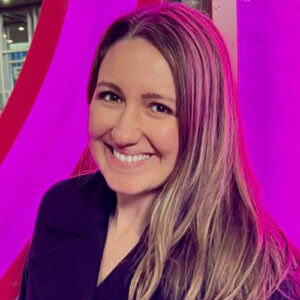 Lakin Bayless headshot